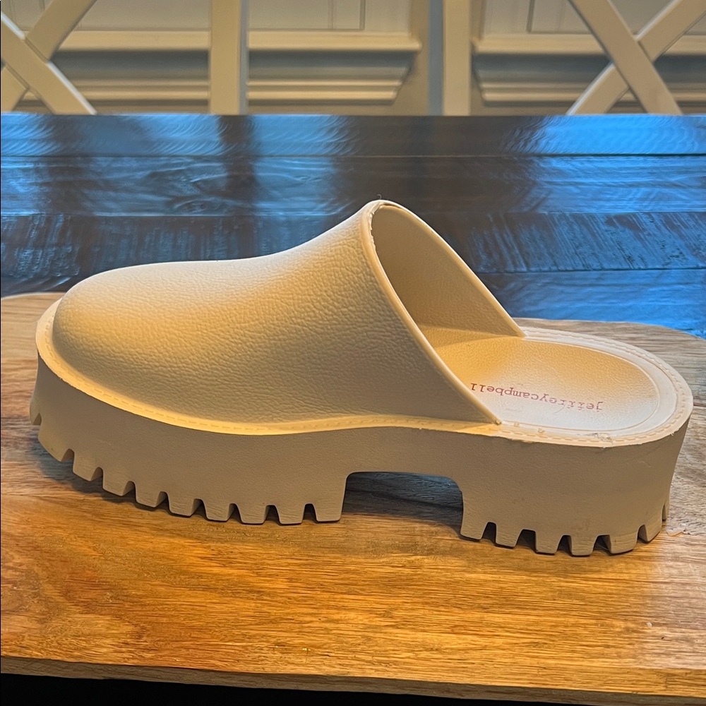 Jeffrey Campbell Cream Platform Clog Mules - Picture 5 of 7